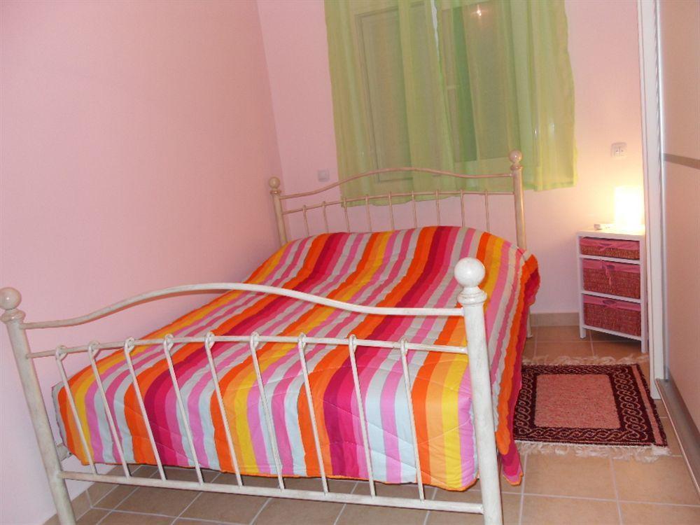 Omorfi Poli 120 Sqm Apartment نافبليو المظهر الخارجي الصورة