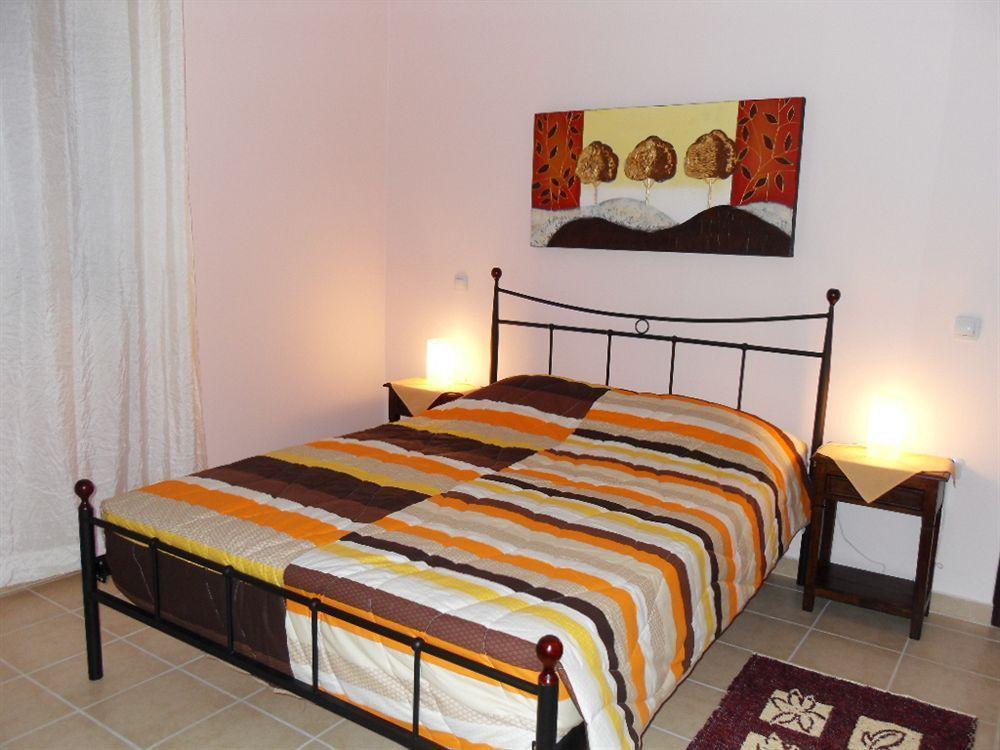 Omorfi Poli 120 Sqm Apartment نافبليو المظهر الخارجي الصورة